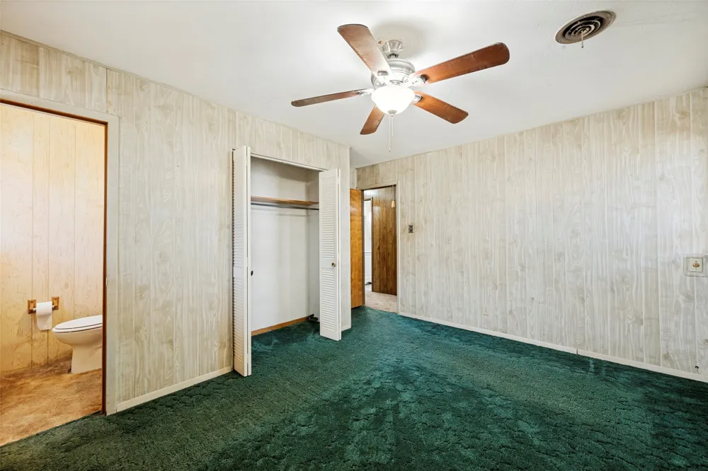 5213 Bonnie Wayne Street Haltom City, TX 76117