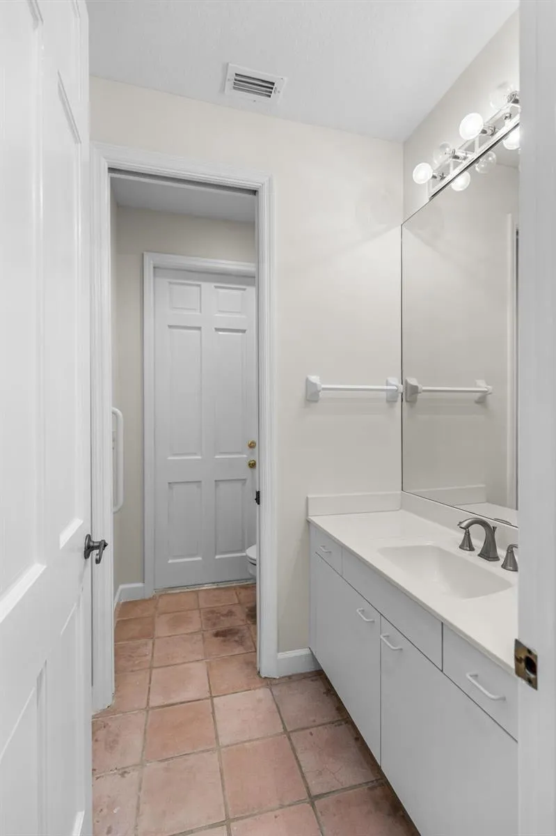 9408 Meadowood Drive Fort Pierce, FL 34951