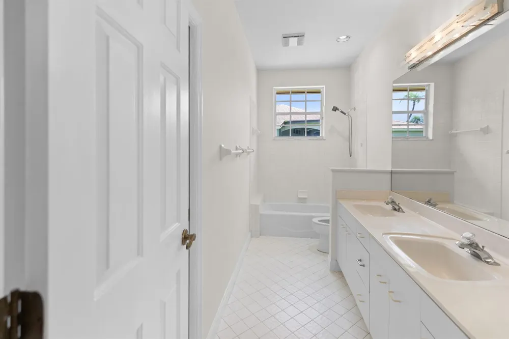 9408 Meadowood Drive Fort Pierce, FL 34951