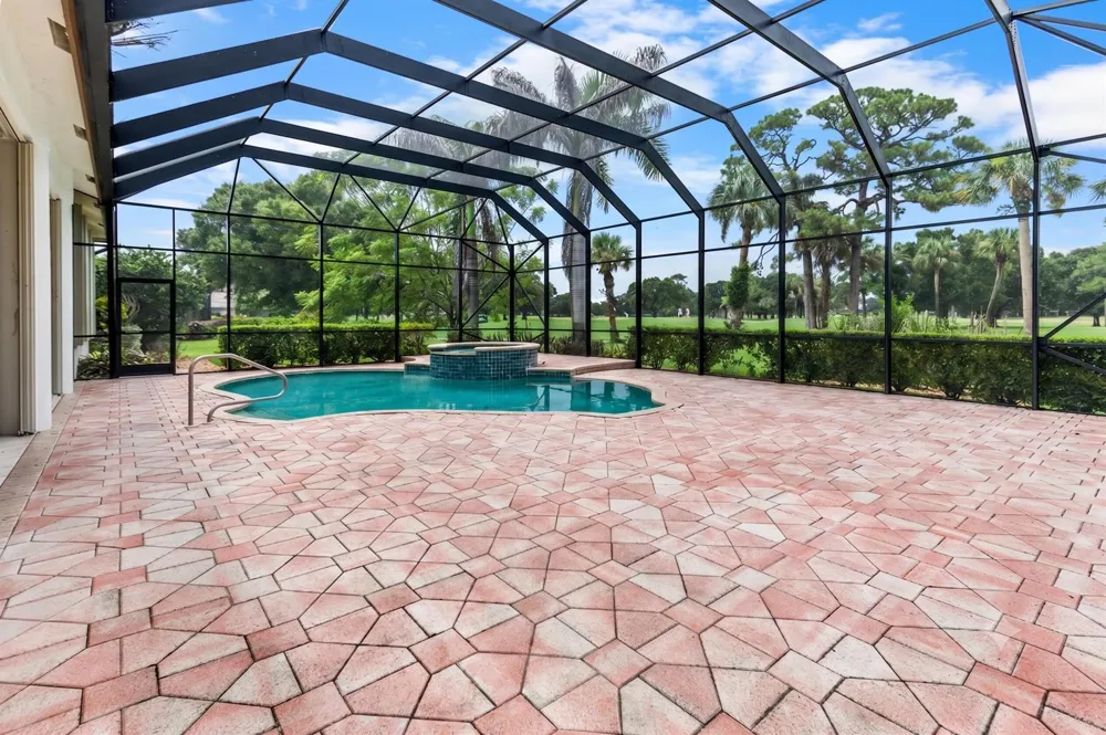 9408 Meadowood Drive Fort Pierce, FL 34951
