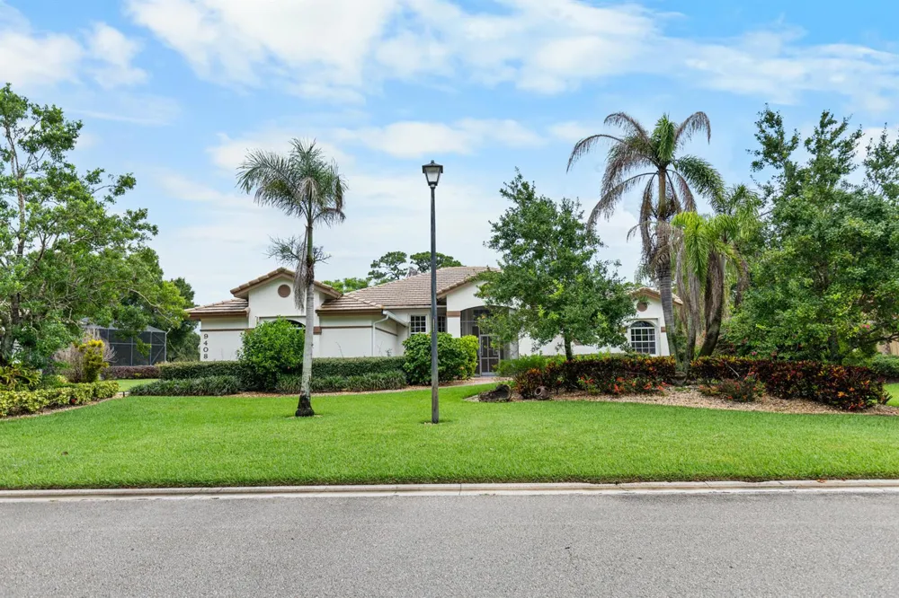 9408 Meadowood Drive Fort Pierce, FL 34951