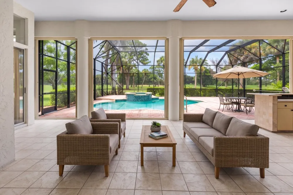 9408 Meadowood Drive Fort Pierce, FL 34951