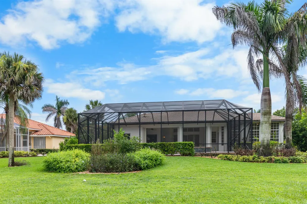 9408 Meadowood Drive Fort Pierce, FL 34951