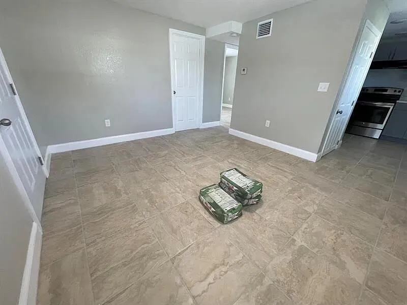 2505 AVENUE L Fort Pierce, FL 34947