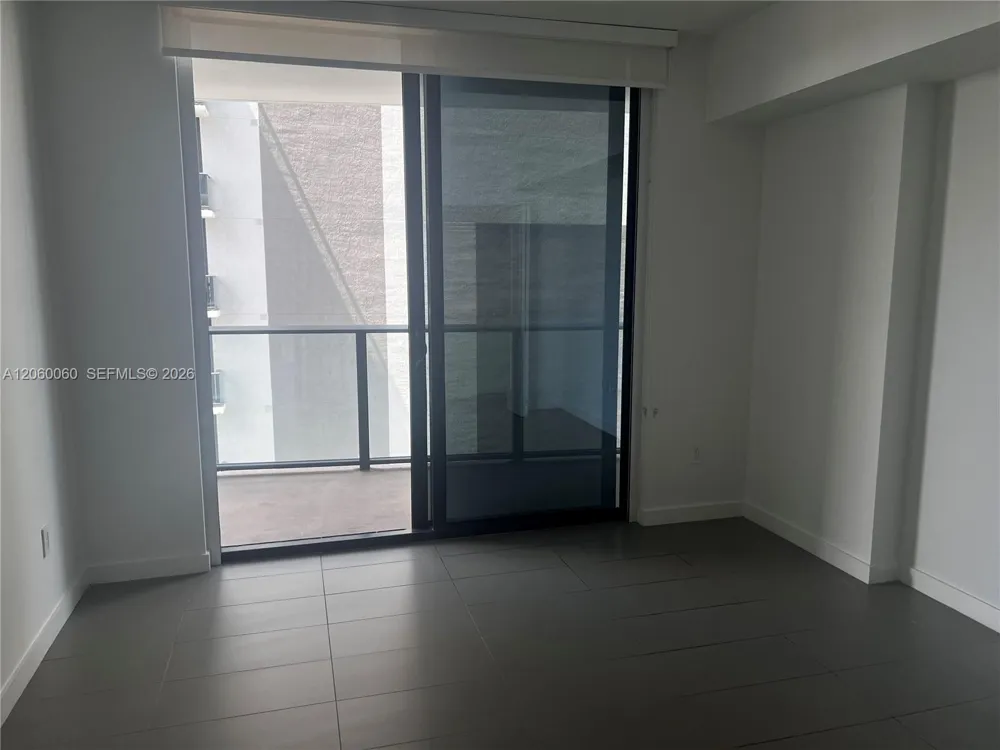 1600 NE 1st Ave #1219 Miami, FL 33132