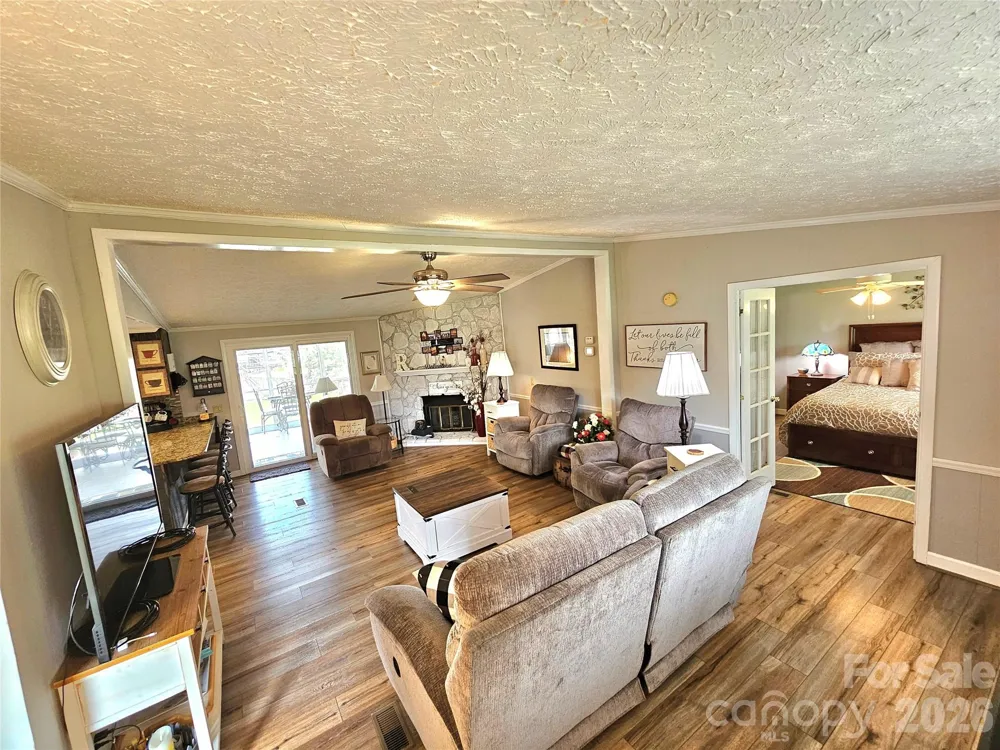 734 Pinehaven Drive New London, NC 28127