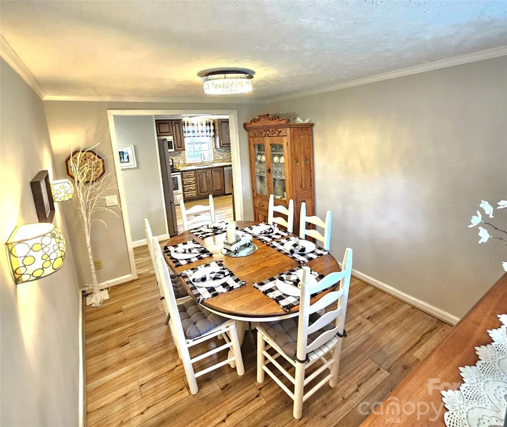 734 Pinehaven Drive New London, NC 28127