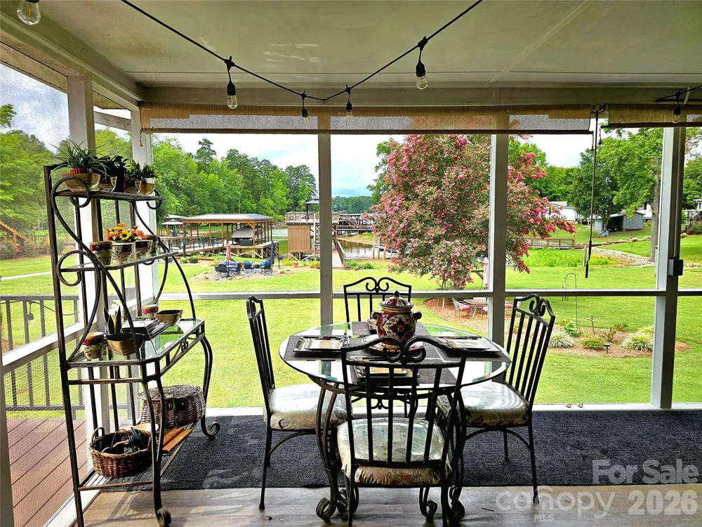 734 Pinehaven Drive New London, NC 28127