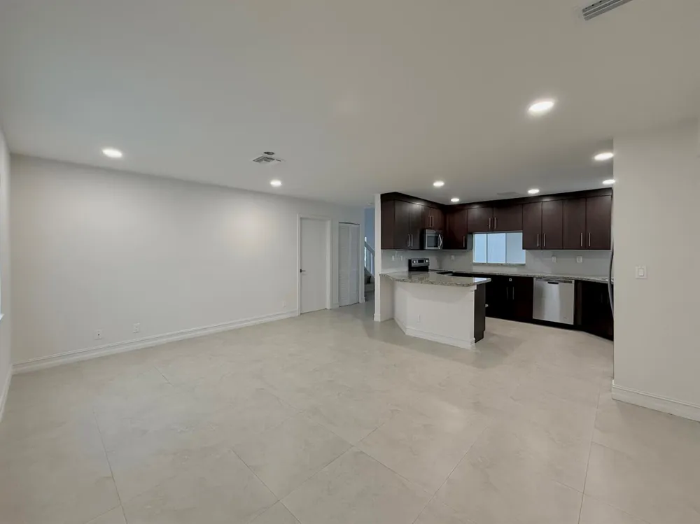 21440 Millbrook Court Boca Raton, FL 33498