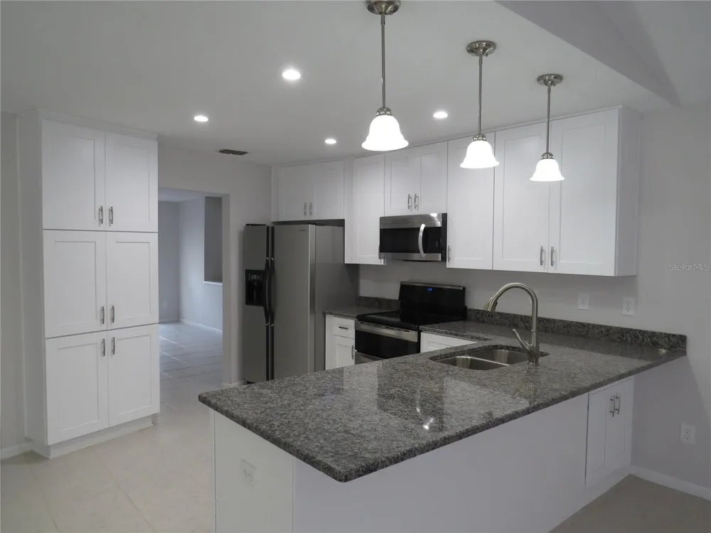4023 PADDLEWHEEL DRIVE Brandon, FL 33511