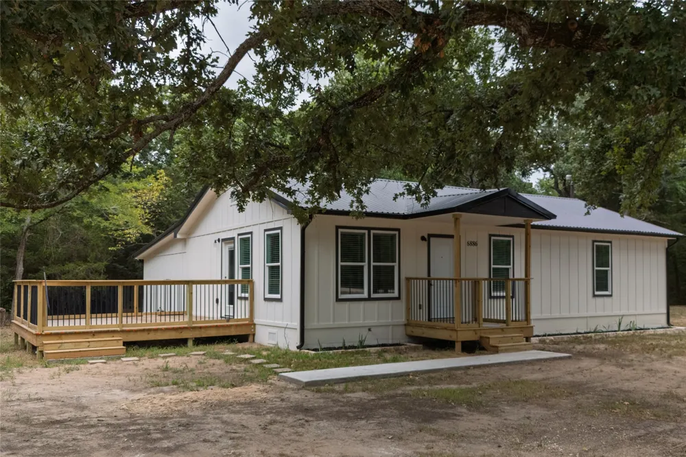 6886 County Road 2550 Quinlan, TX 75474