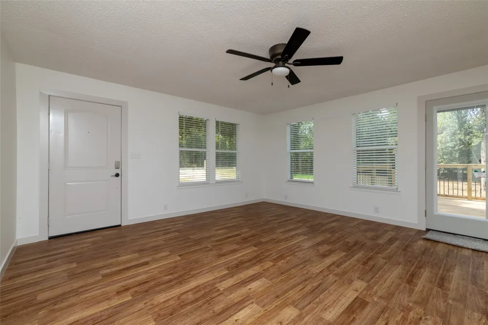 6886 County Road 2550 Quinlan, TX 75474