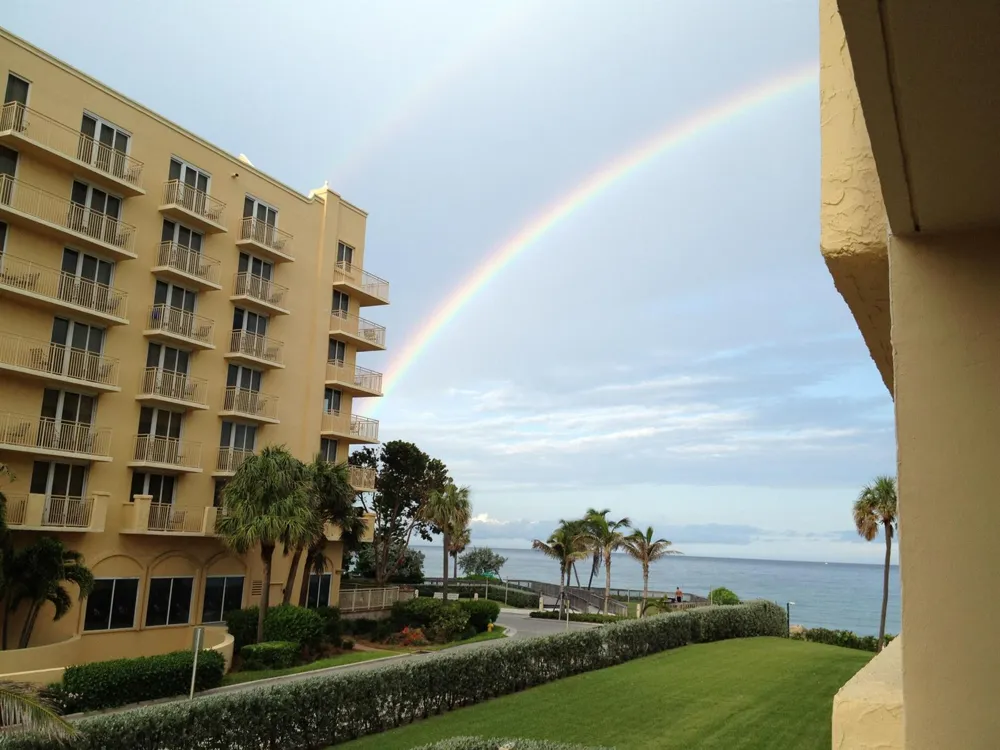 1237 S HILLSBORO MILE #601 Hillsboro Beach, FL 33062