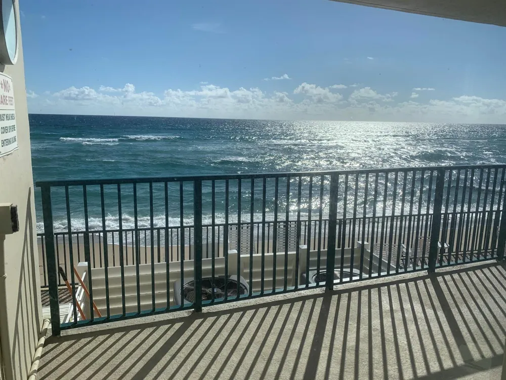 1237 S HILLSBORO MILE #601 Hillsboro Beach, FL 33062