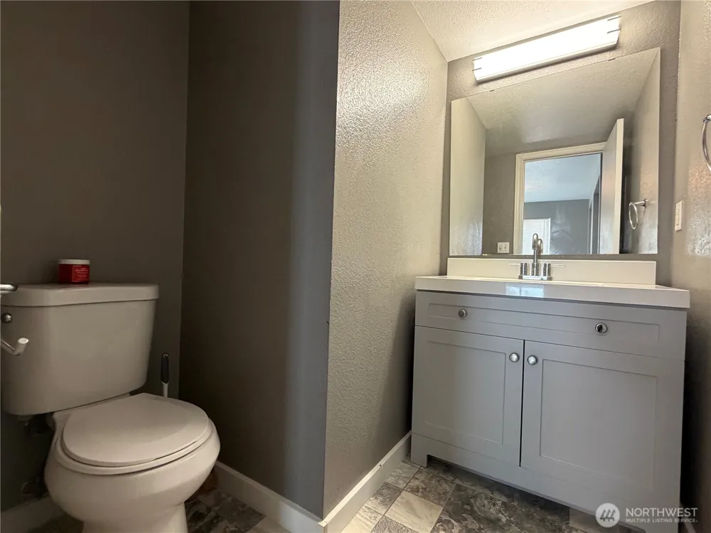 1626 Sundrop Lane SE Tumwater, WA 98501