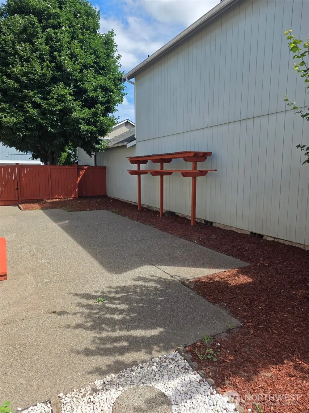 1626 Sundrop Lane SE Tumwater, WA 98501