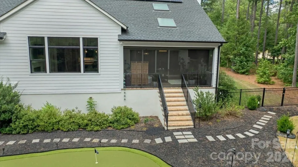 6321 Chimney Bluff Road Lancaster, SC 29720