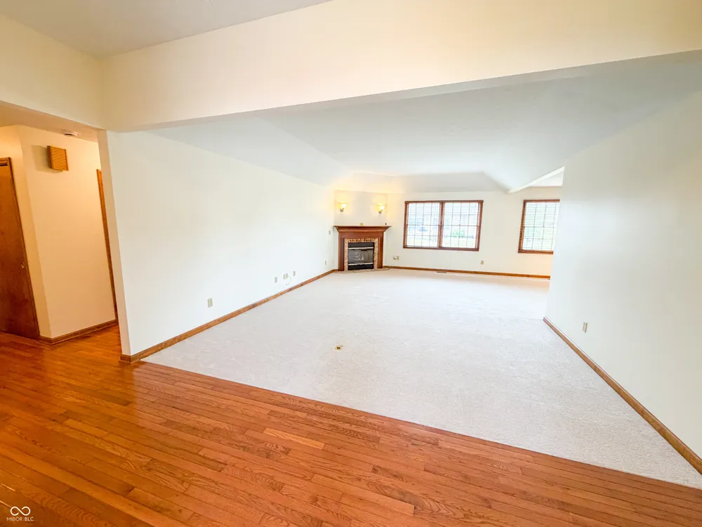 1119 Manchester Drive Brownsburg, IN 46112