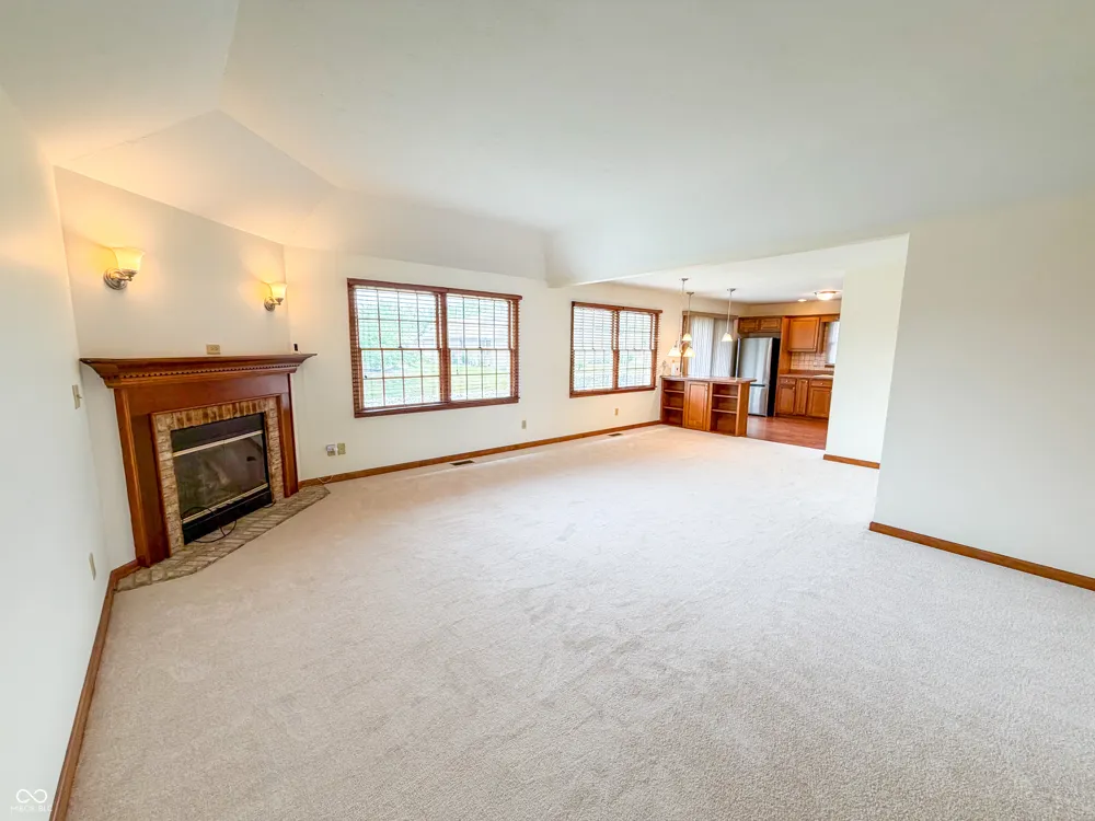 1119 Manchester Drive Brownsburg, IN 46112