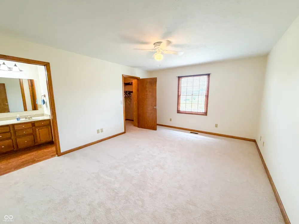 1119 Manchester Drive Brownsburg, IN 46112