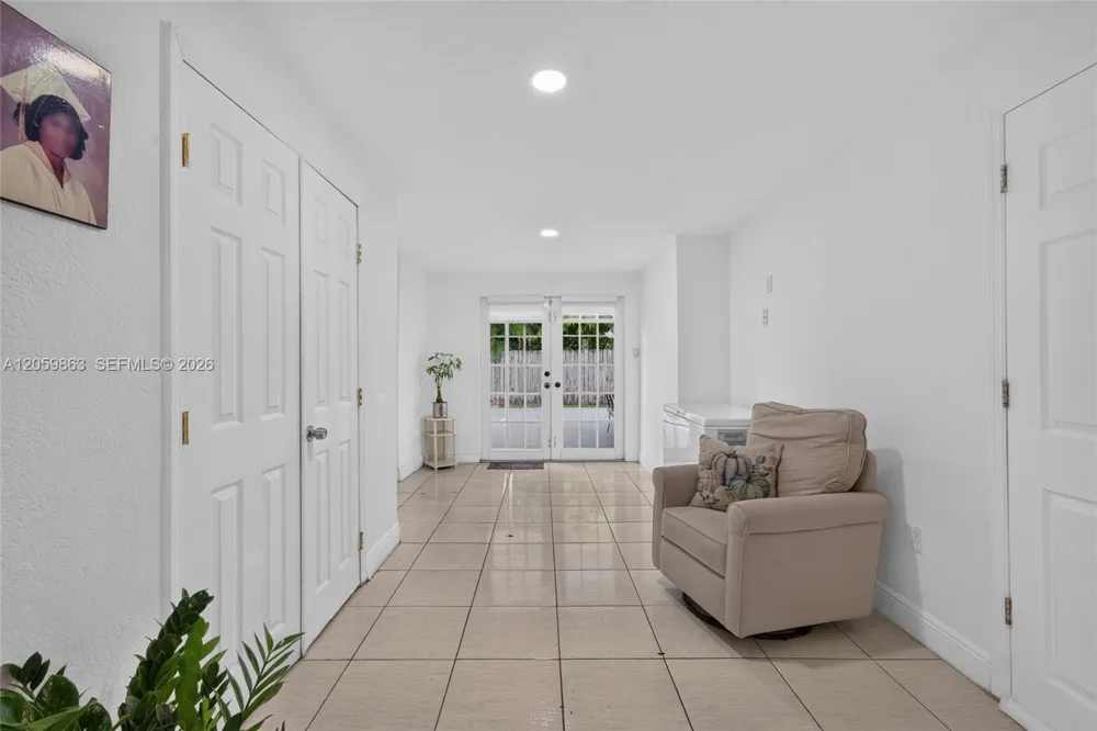 12015 SW 188 ST Miami, FL 33177