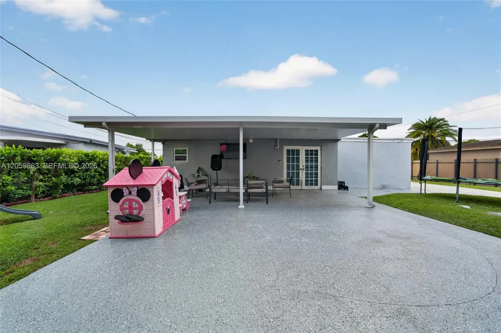 12015 SW 188 ST Miami, FL 33177