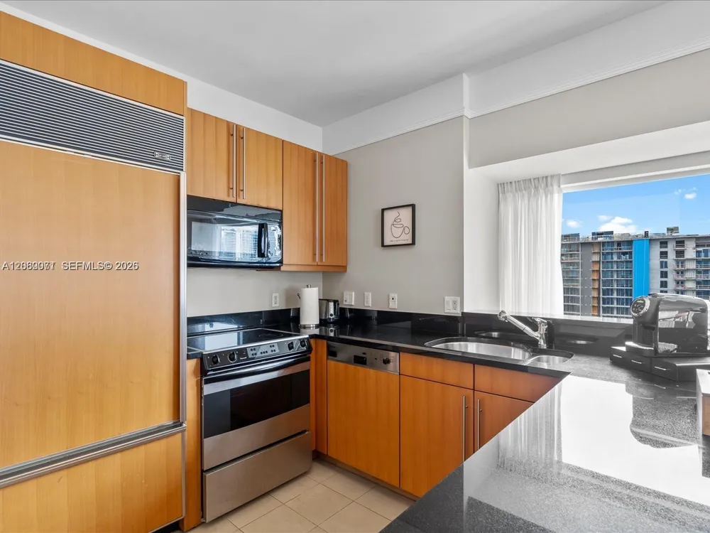 1435 Brickell Ave #3212 Miami, FL 33131
