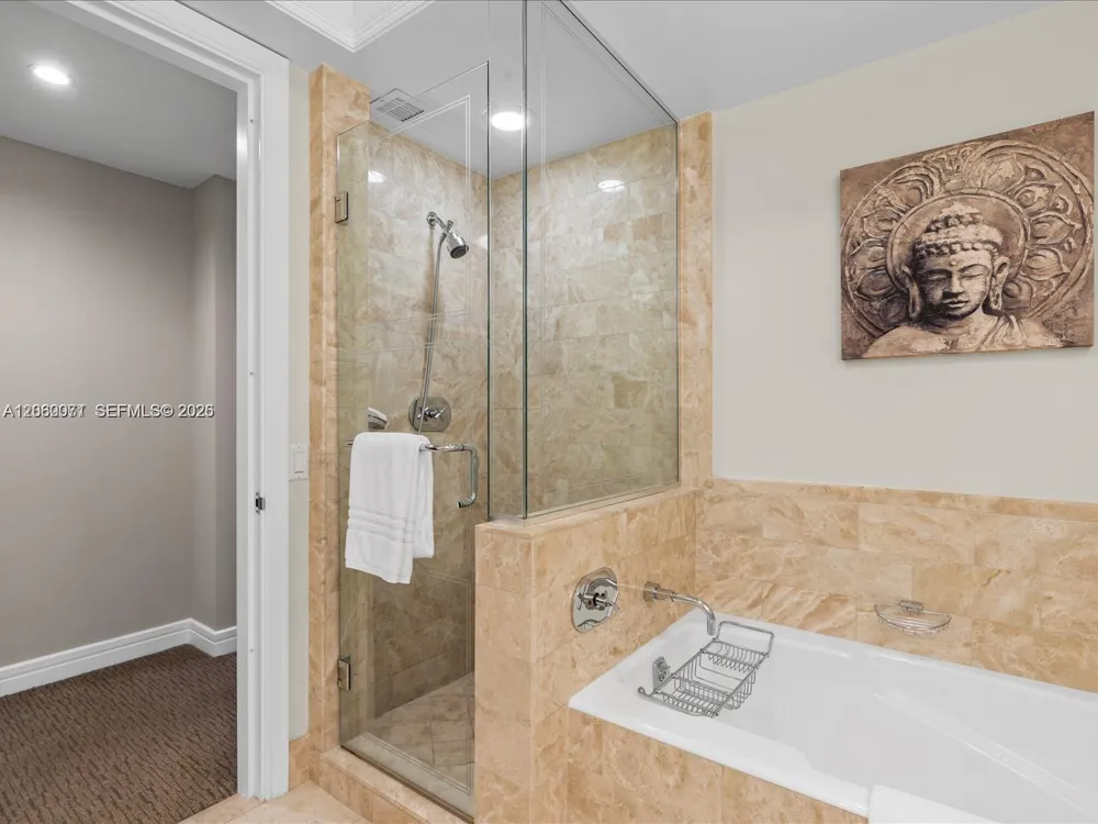 1435 Brickell Ave #3212 Miami, FL 33131