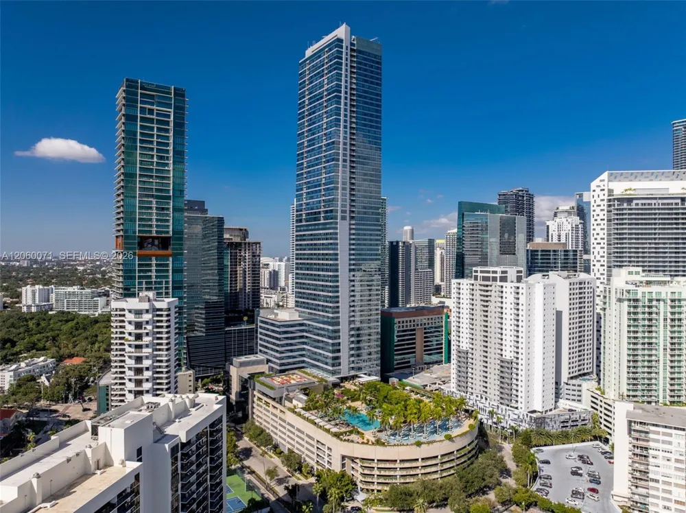 1435 Brickell Ave #3212 Miami, FL 33131