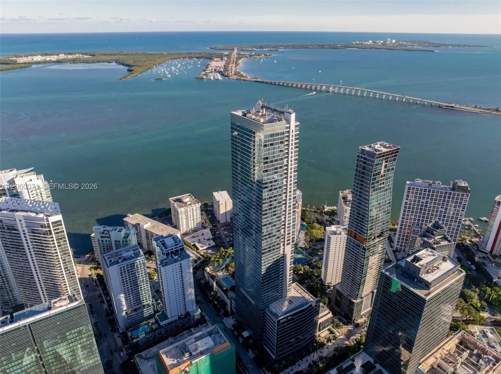 1435 Brickell Ave #3212 Miami, FL 33131