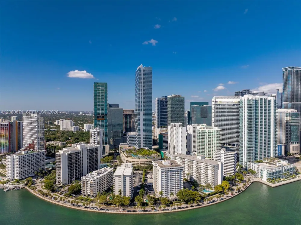 1435 Brickell Ave #3212 Miami, FL 33131