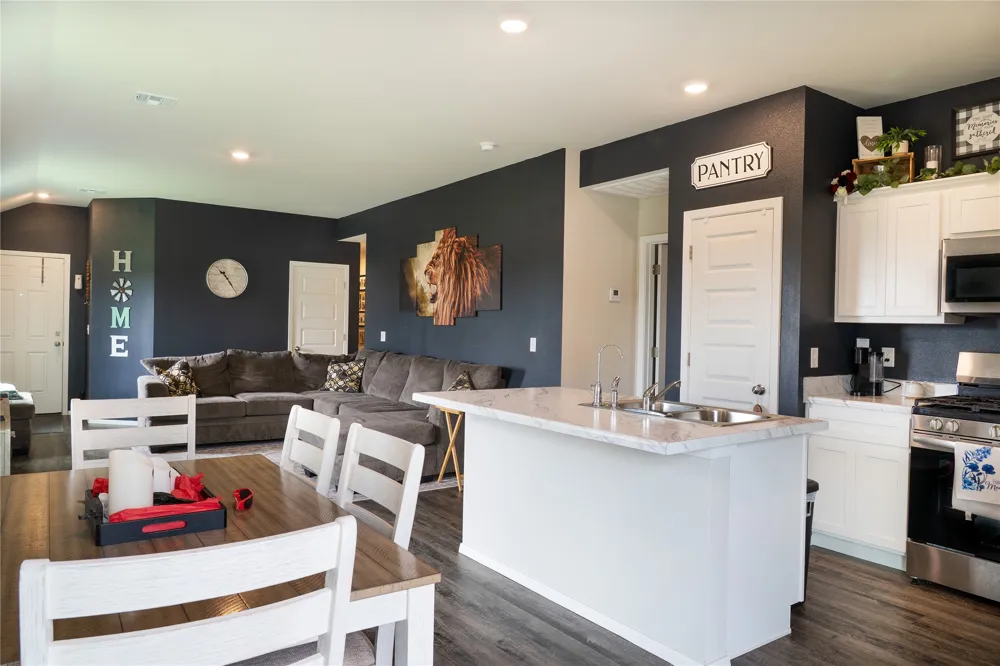 20779 McKellop Drive Kellyville, OK 74039