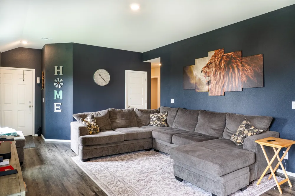 20779 McKellop Drive Kellyville, OK 74039