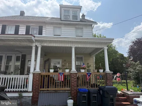 406 3RD STREET