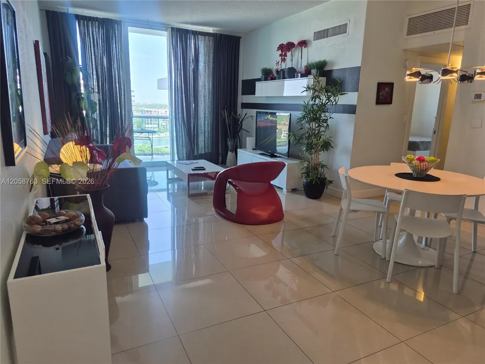 3901 S Ocean Dr #PH16R Hollywood, FL 33019