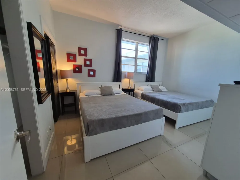3901 S Ocean Dr #PH16R Hollywood, FL 33019