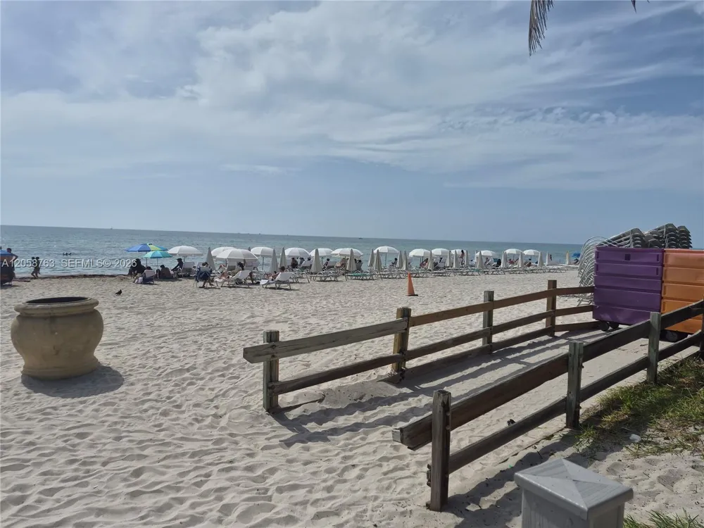 3901 S Ocean Dr #PH16R Hollywood, FL 33019