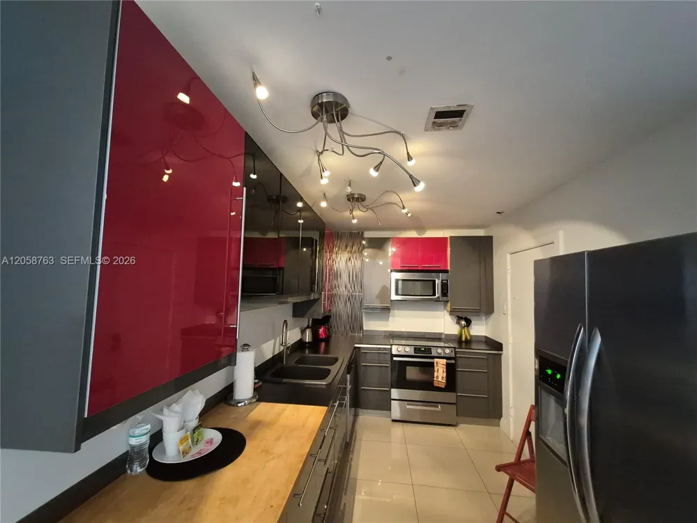 3901 S Ocean Dr #PH16R Hollywood, FL 33019