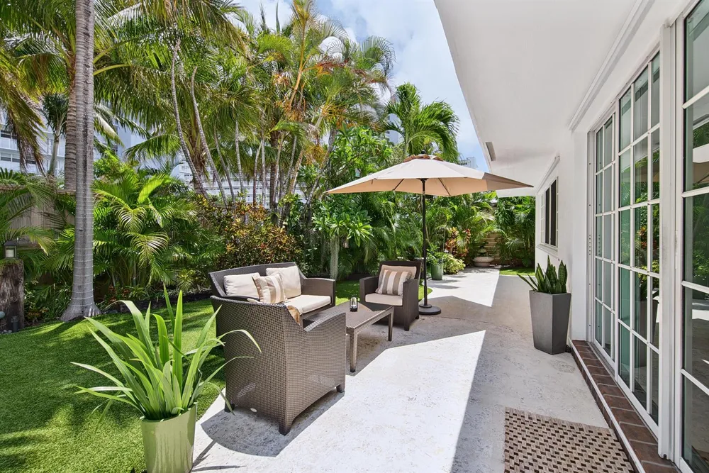 1929 S Ocean Drive Fort Lauderdale, FL 33316