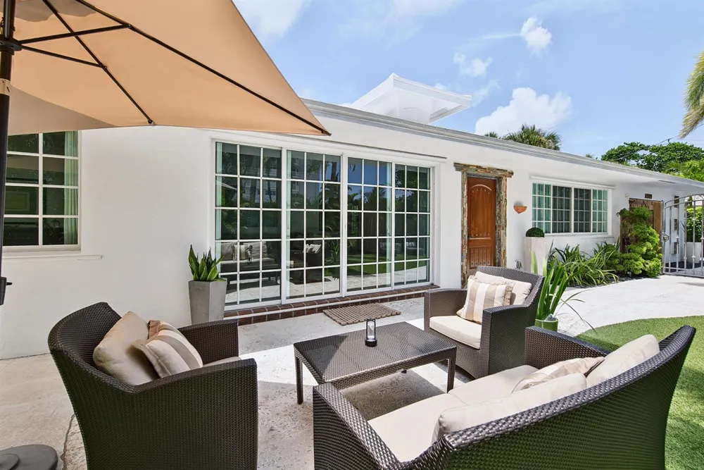 1929 S Ocean Drive Fort Lauderdale, FL 33316