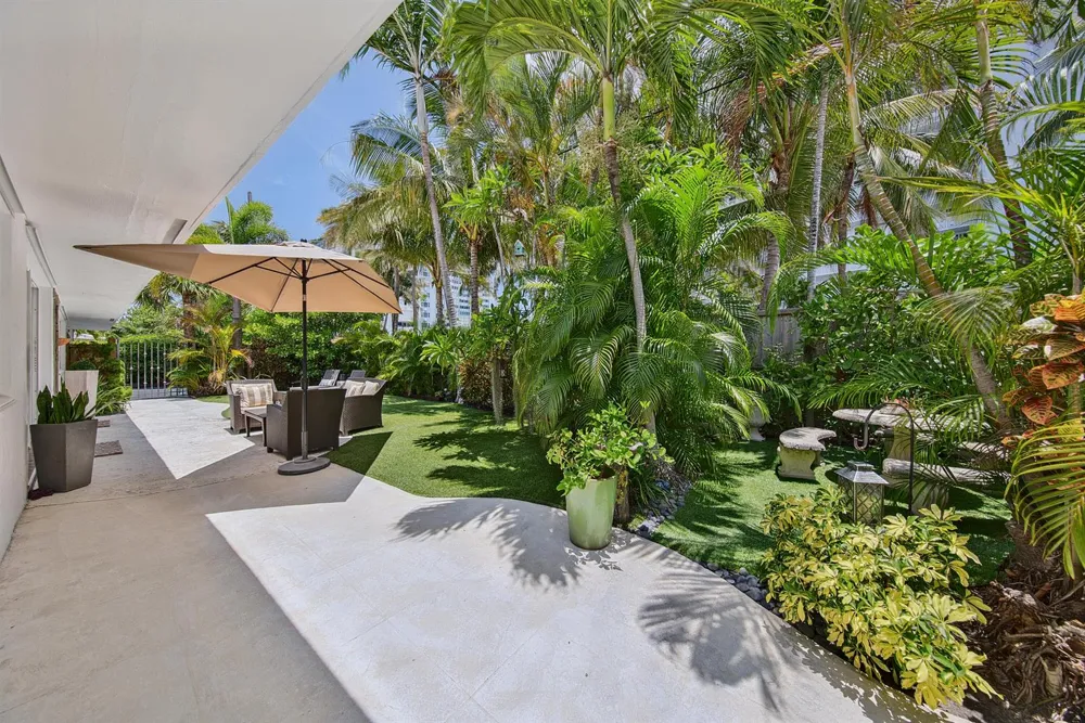 1929 S Ocean Drive Fort Lauderdale, FL 33316