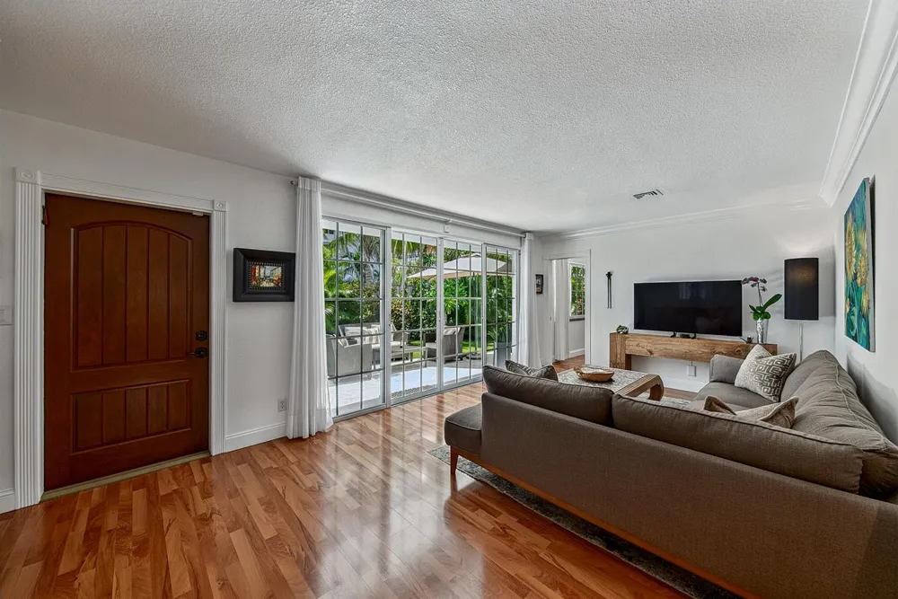 1929 S Ocean Drive Fort Lauderdale, FL 33316
