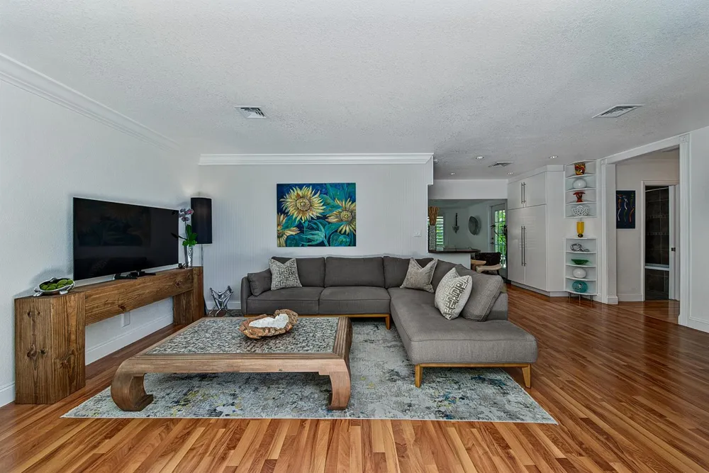 1929 S Ocean Drive Fort Lauderdale, FL 33316