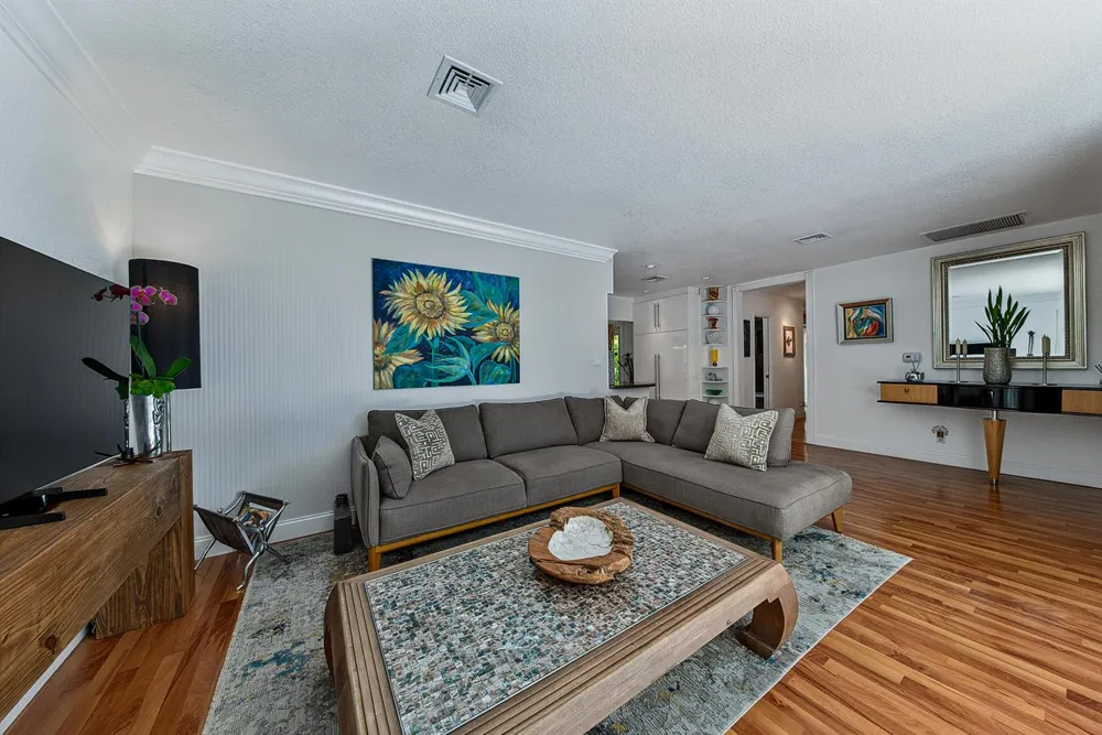 1929 S Ocean Drive Fort Lauderdale, FL 33316