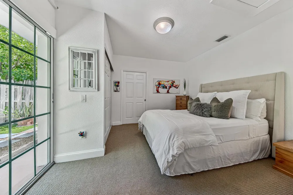1929 S Ocean Drive Fort Lauderdale, FL 33316
