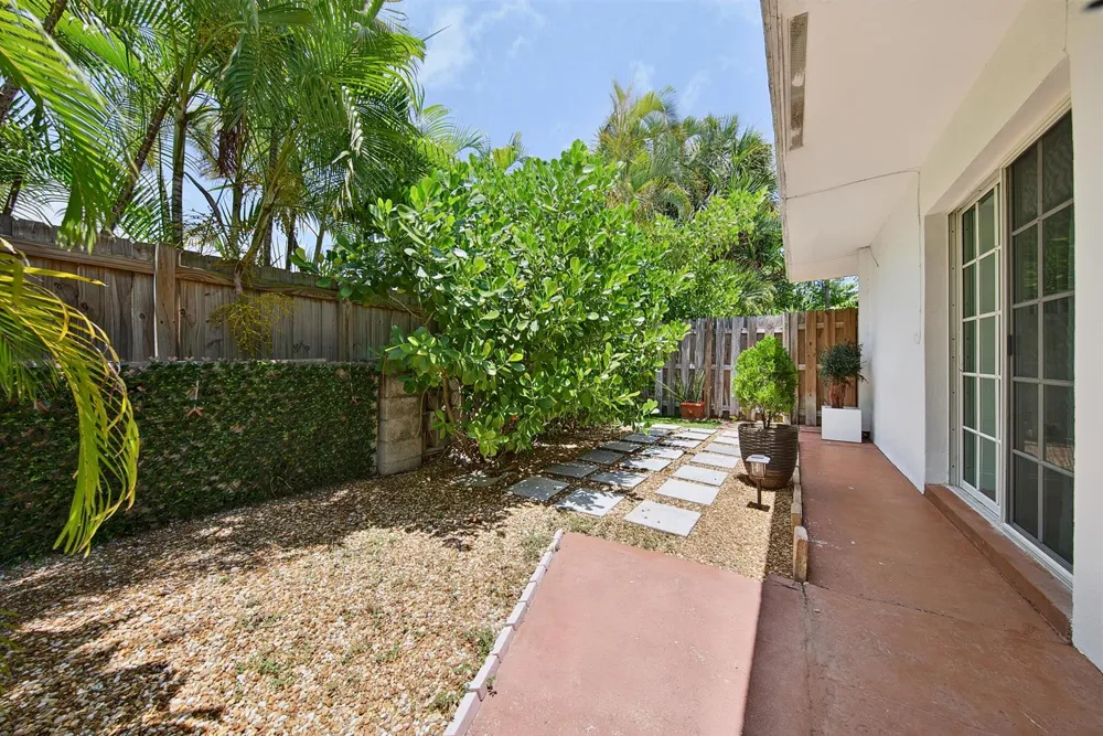 1929 S Ocean Drive Fort Lauderdale, FL 33316
