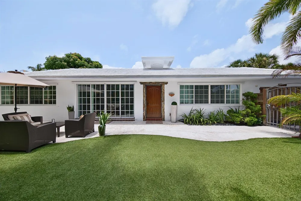 1929 S Ocean Drive Fort Lauderdale, FL 33316