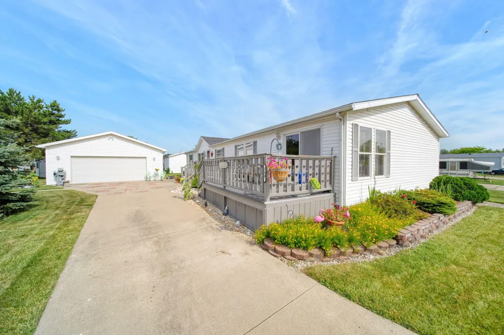 280 Stieff Adrian, MI 49221
