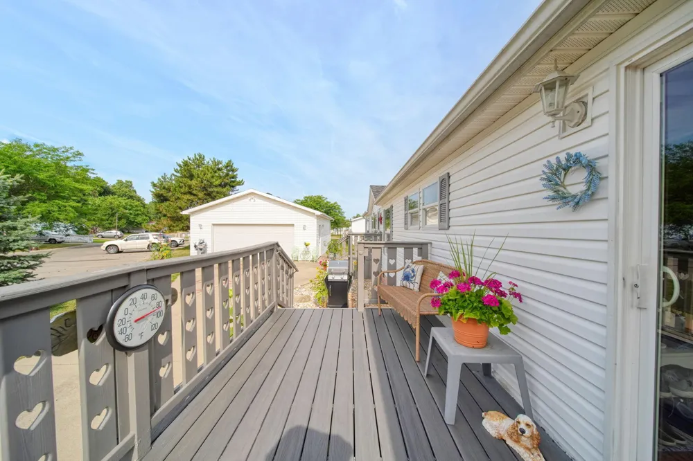 280 Stieff Adrian, MI 49221