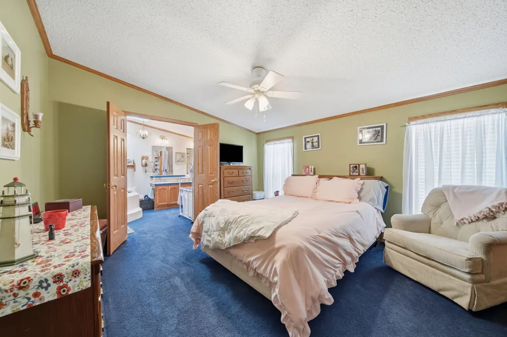 280 Stieff Adrian, MI 49221
